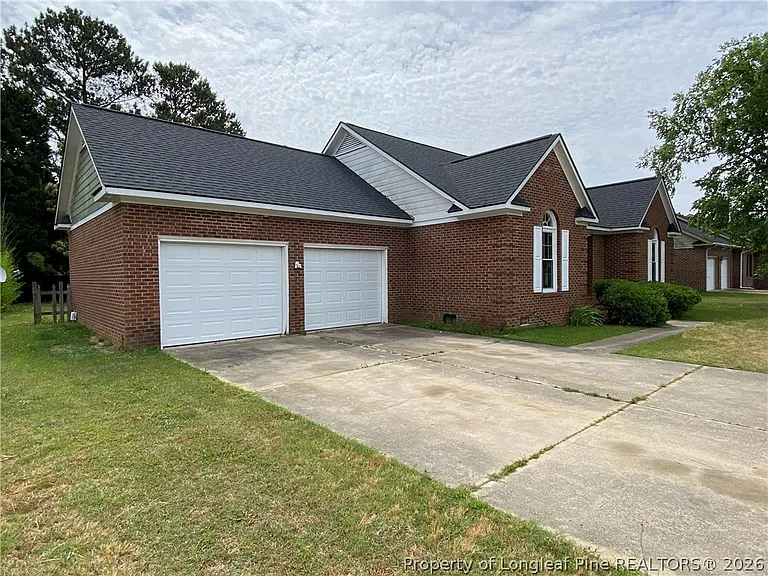 1175 Helmsley Dr — Photo 5