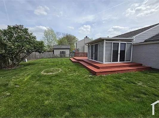 2666 Prairieview Ln N — Photo 3