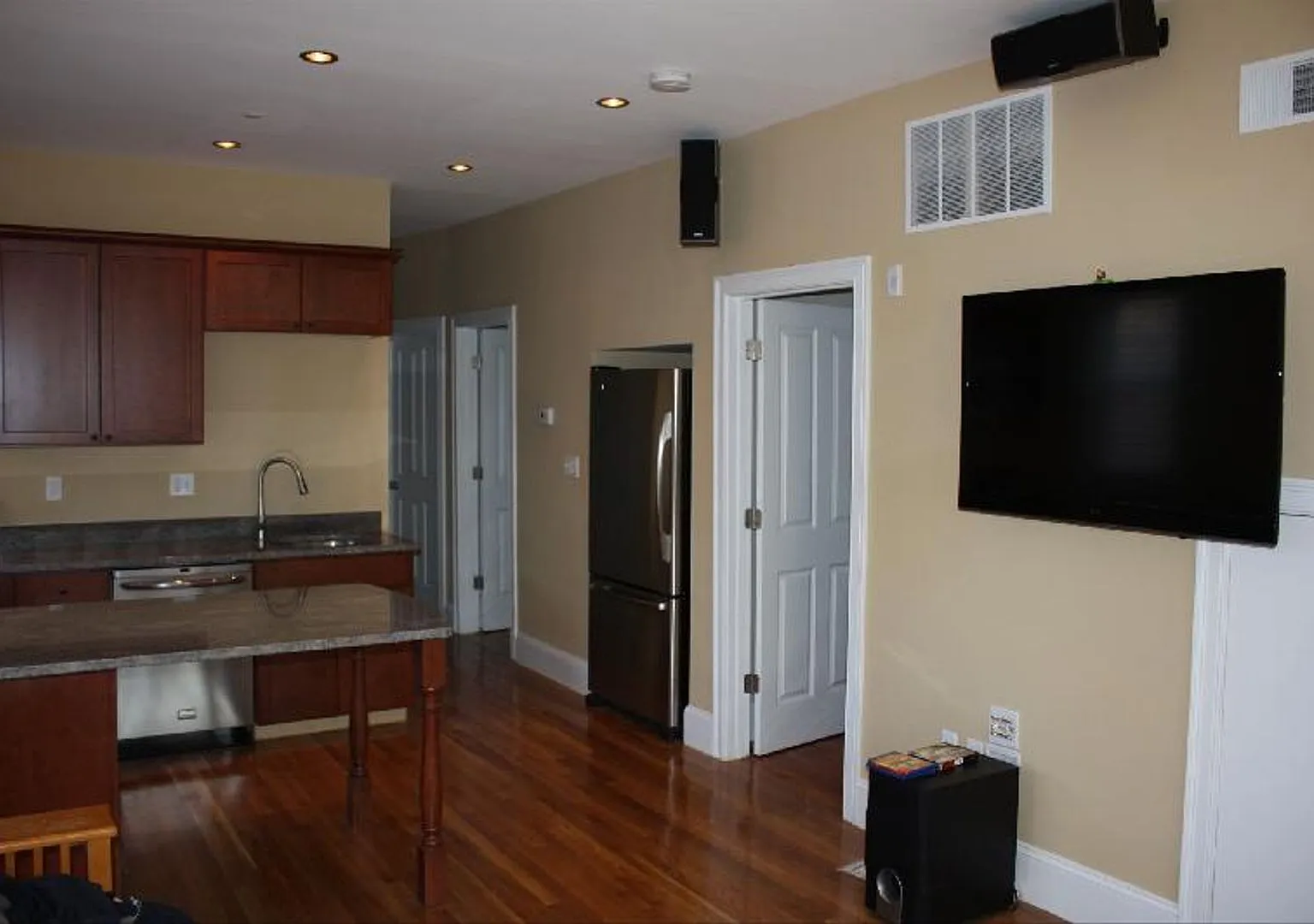 142 Hillside St #1A Boston MA 02120 — Photo 2
