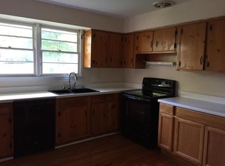 3406 Redbud Ln, Raleigh, NC 27607