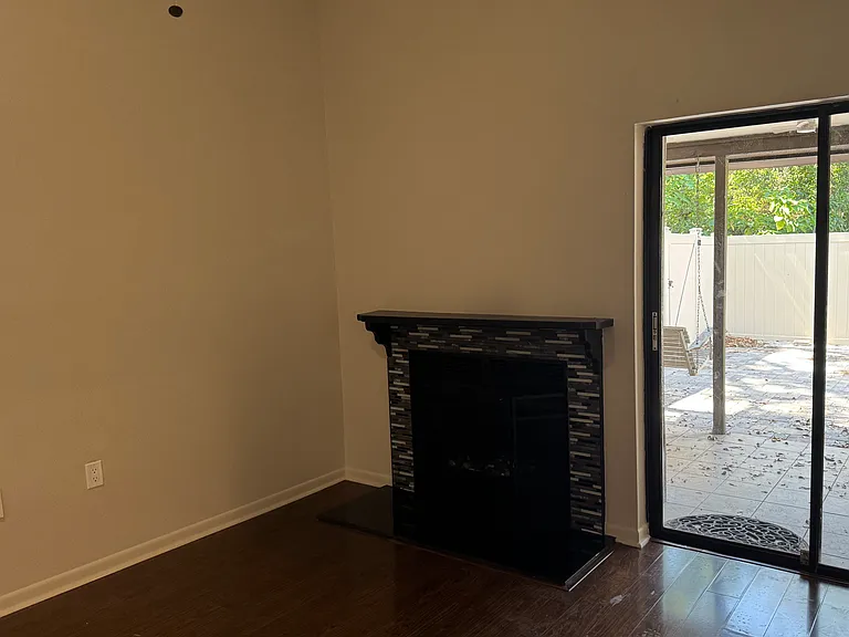 6213 Amaretto Ln — Photo 9