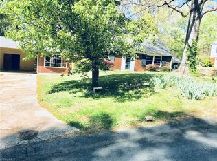 2444 Ardmore Mnr, Winston Salem, NC 27103