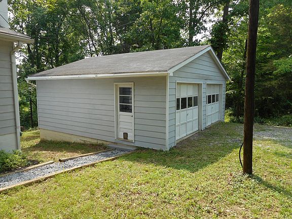 3rd image of 116 Signal Hill Ln
