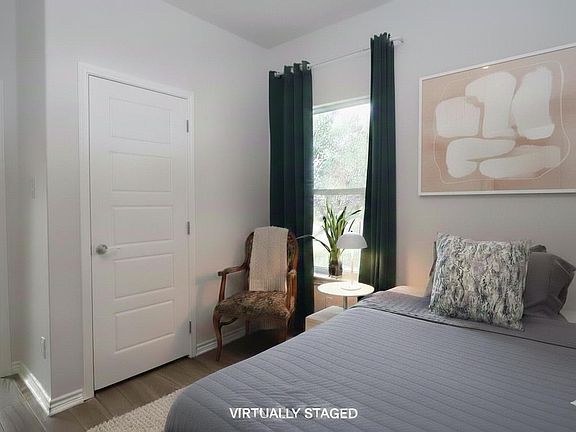 2nd image of 2540 Contour Dr