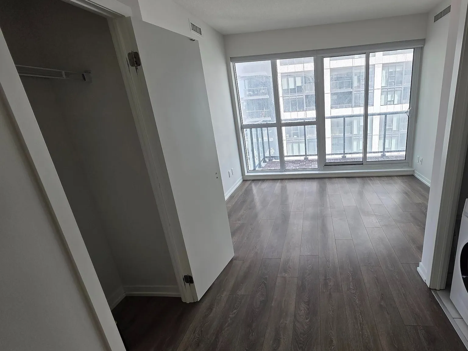 2 bed, $2,950 — Photo 2