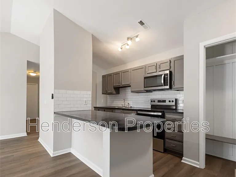 6142 Meadow Rose Ln — Photo 4