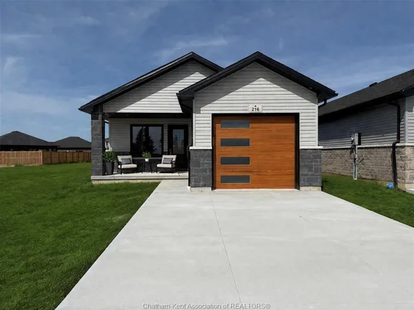 216 Ironwood Trl, Chatham Kent, ON N7M 0A6