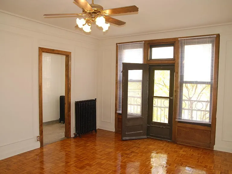 530 W Diversey — Photo 7