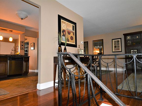 3rd image of 8113 Norwood Ct