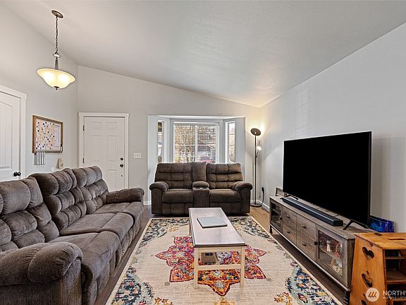 3rd image of 22505 44th Avenue Ct E