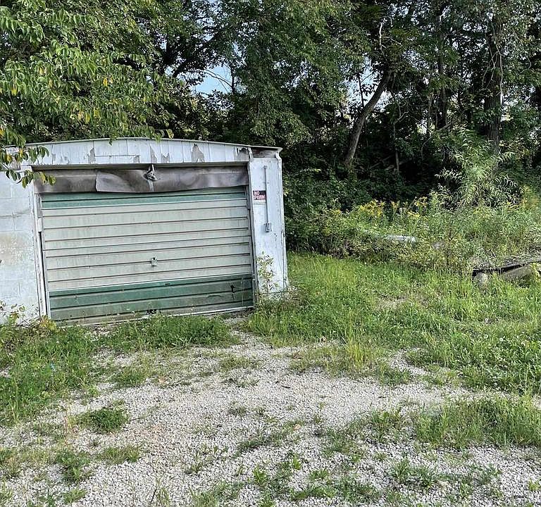 2nd image of 401 East Main Street