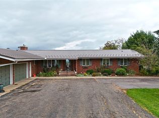 8750 Concord Dr, Fredonia, NY 14063