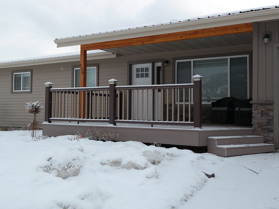 Front entryway/porch