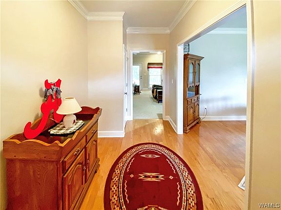 3rd image of 4434 Aspen Ln