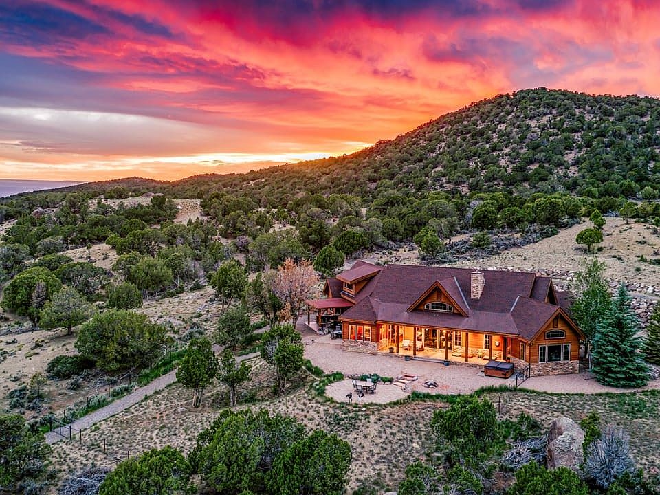 Storm King Ranch Colorado Ranches For Sale Dusk Sunset