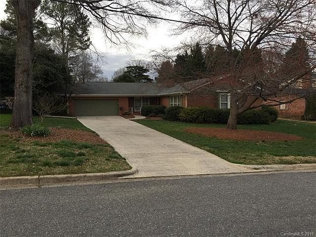 2nd image of 1118 Dumbarton Rd