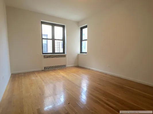 Rented by Sovereign Associates | media 7