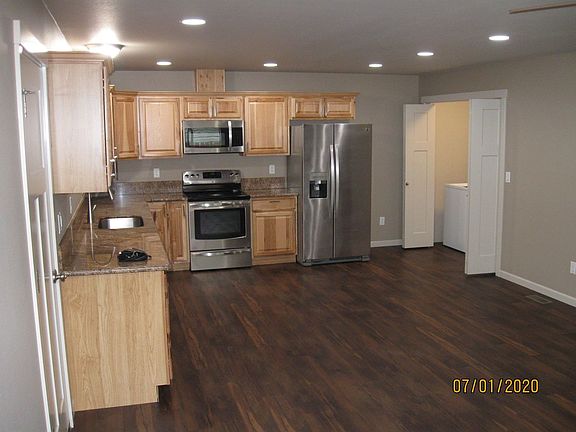 2nd image of 1845 17th Ave SE #1849