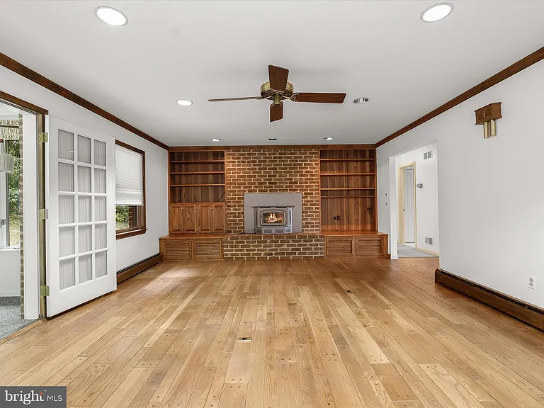 2177 Manchester Rd — Photo 13