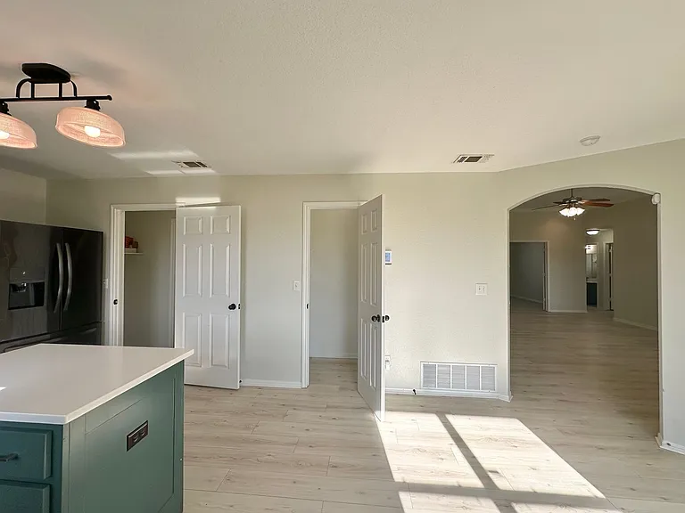 3705 Foxglove Ln — Photo 10