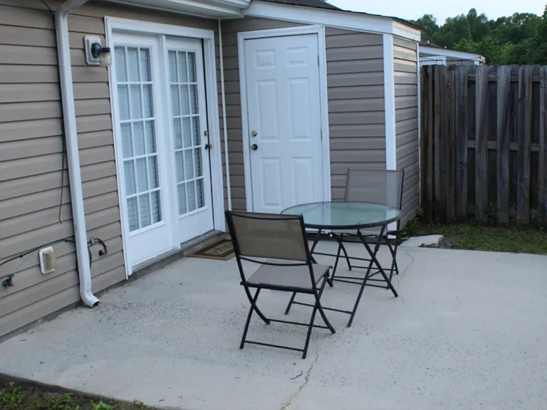 1802 Honeysuckle Way — Photo 19