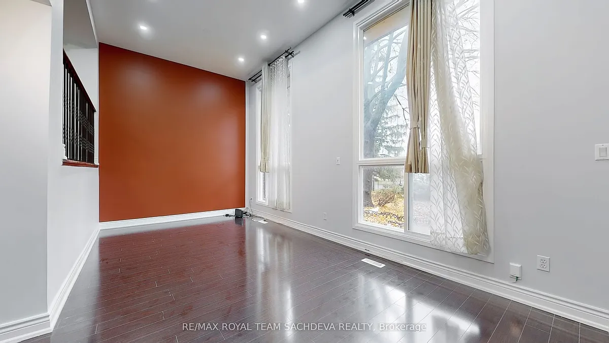 Building Photo - 111 Huntingdale Blvd #19