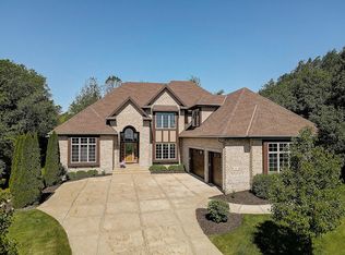 372 Legend Vw, Village Of Wales, WI 53183