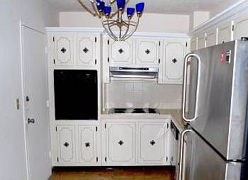 5th image of 90 Edgewater Dr APT 523