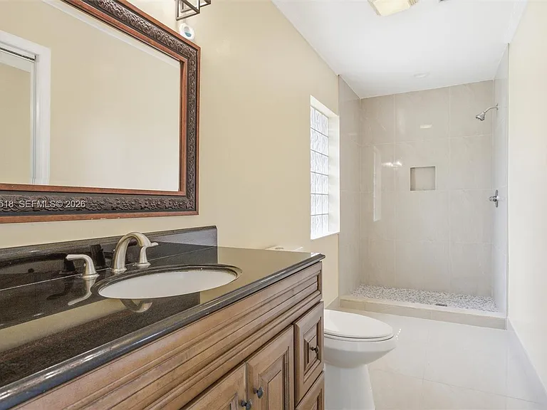 7434 Thatcher Ave — Photo 18