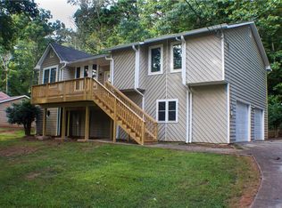 3166 Taffy Ln, Snellville, GA 30039