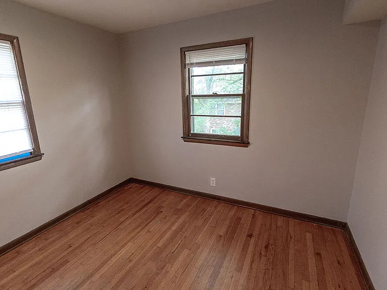 1804 Sylvan Ln #D — Photo 12