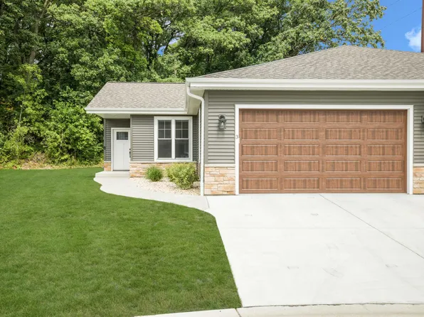 W7986 County Road B #3, Lake Mills, WI 53551