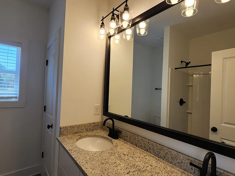 1818 E Greenbriar Rd — Photo 9