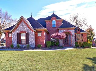 6323 W Valley View Rd, Rogers, AR 72758