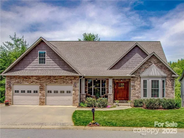 46 Driftstone Cir, Arden, NC 28704