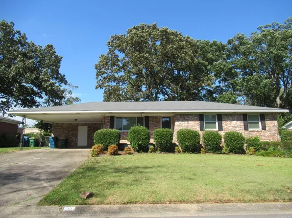 33 Meadowbrook Ln, Little Rock, AR 72205