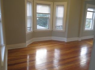 22 Livingston St, Lynn, MA 01902