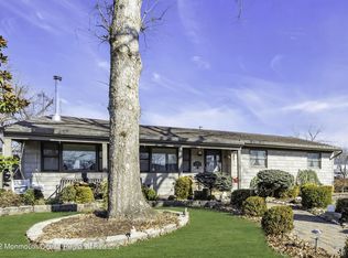 1046 Crystal Dr, Toms River, NJ