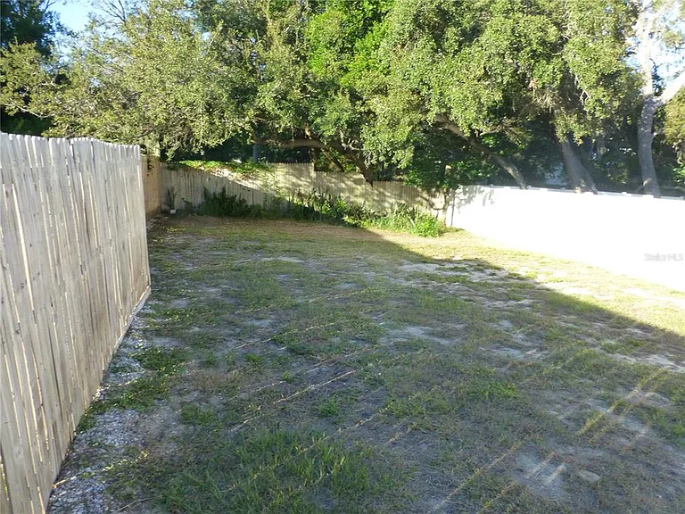197 Highland Rd — Photo 35