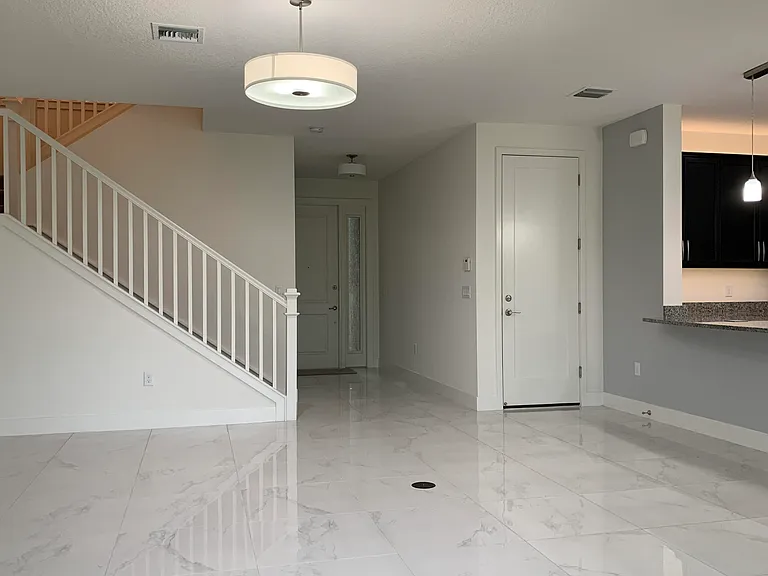 9754 Celtic Sea Ln — Photo 12