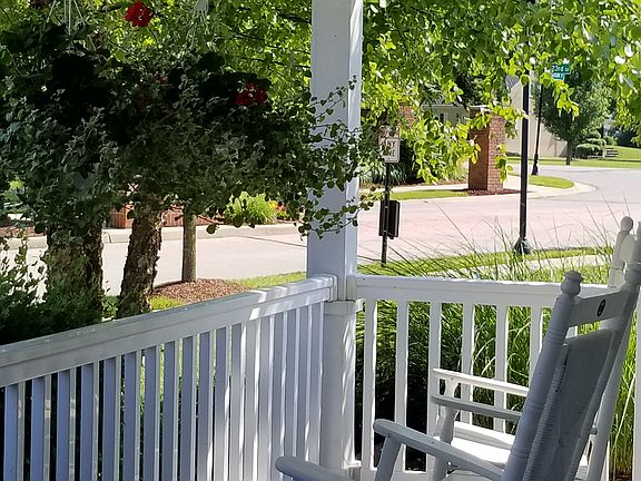 5th image of 2299 Charleston Pl