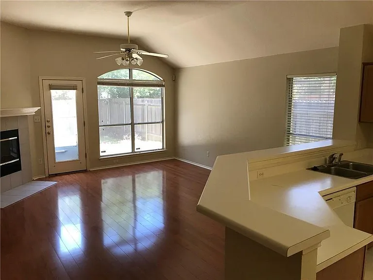10309 Broomflower Dr — Photo 10