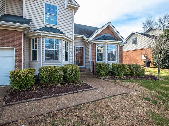 4th image of 129 E Lake Ct