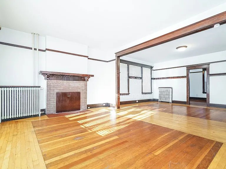 1319 6th Ave #F — Photo 7