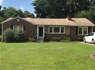 216 Hermitage Rd, Greensboro, NC 27403