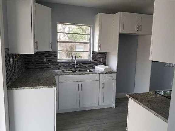 5th image of 7505 N Coarsey Dr