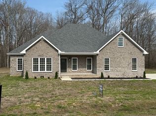 455 Barrington Ln, Paris, TN 38242