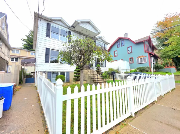 3047 Richmond Rd APT B, Staten Island, NY 10306