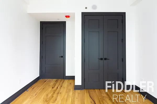 Rented by The KCI Group | media 34