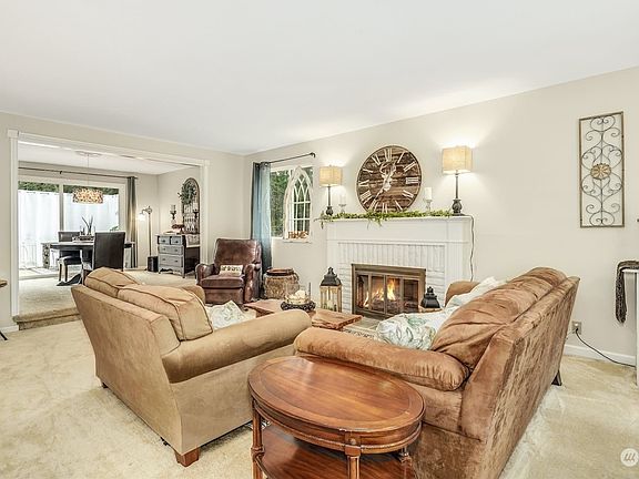 5th image of 18909 185th Avenue NE